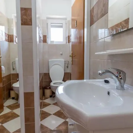 Apartment Ivanka2 By Interhome